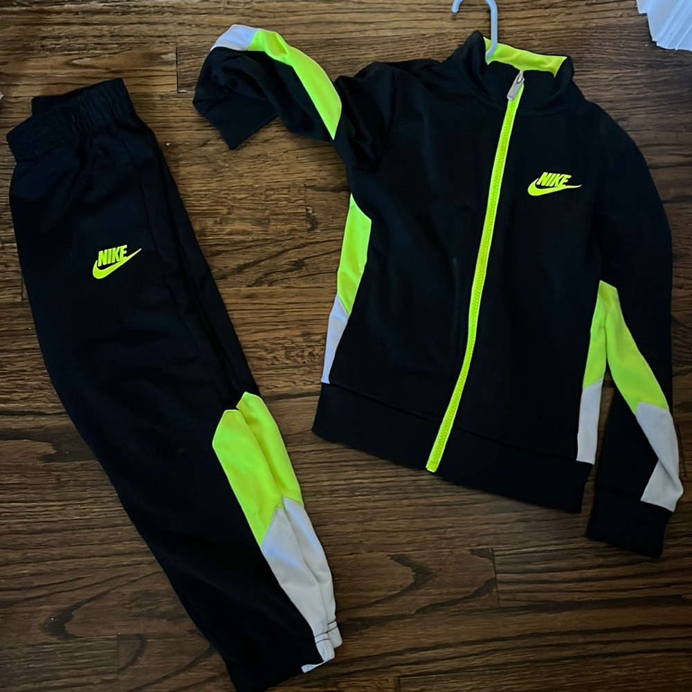 Nike black and neon track suit like new